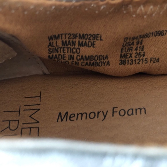 TIME and TRU Womens Scrunch Ballet Flat Shoes Size 9.5 Metallic Memory Foam New - Picture 7 of 7